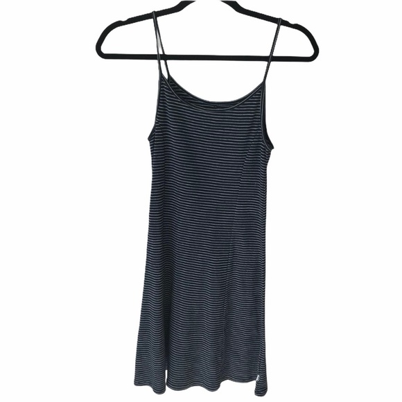 Vans Dresses & Skirts - VANS BLACK WHITE SMALL MIDI STRIPED SKATER DRESS